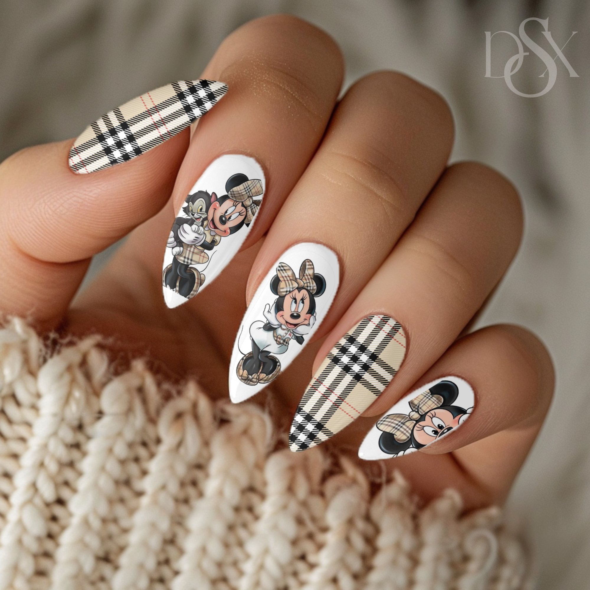 BURBERRY PLAID MINNIE NAIL DECALS | DXH NAIL CO.